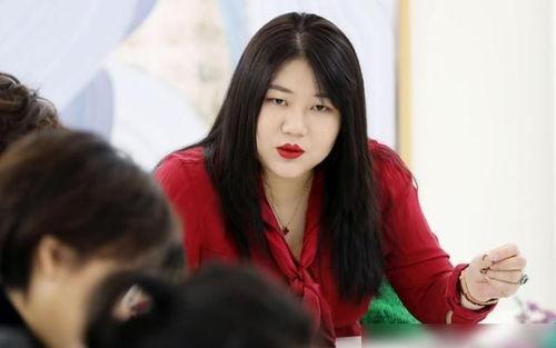 娱乐吃瓜酱视频怎么火的,揭秘网络红人的崛起之路