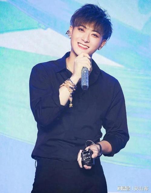 娱乐圈吃瓜黄子韬,揭秘吃瓜背后的真相与成长